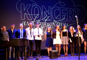 1LO_VII Koncert Walentynkowy