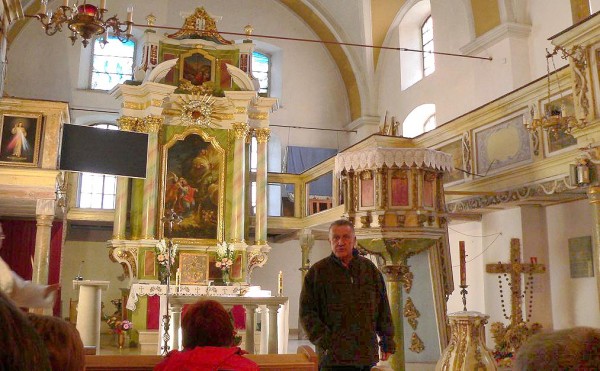 Proboszcz Parafi w Pielgrzymce ks. Franciszek Wróbel.