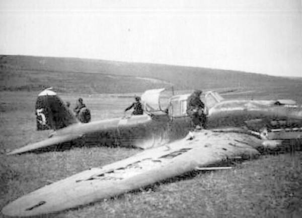 Rozbity Ił-2 z 667.PLSz przemianowanego potem na 141.PLSz. gw.