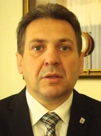 Burmistrz Lubania Arkadiusz Słowiński