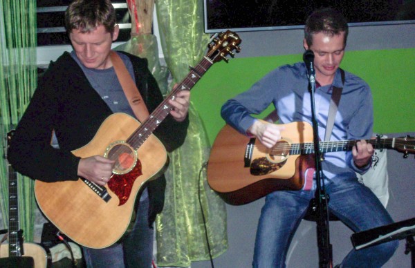 czarny nosal koncert