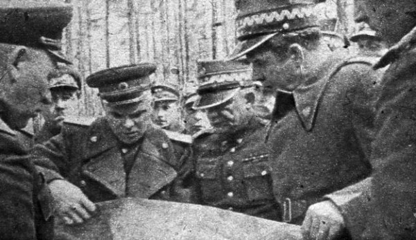 Ofensywa Berlińska, marsz. Żymierski i gen. Świerczewski w przeddzień natarcia